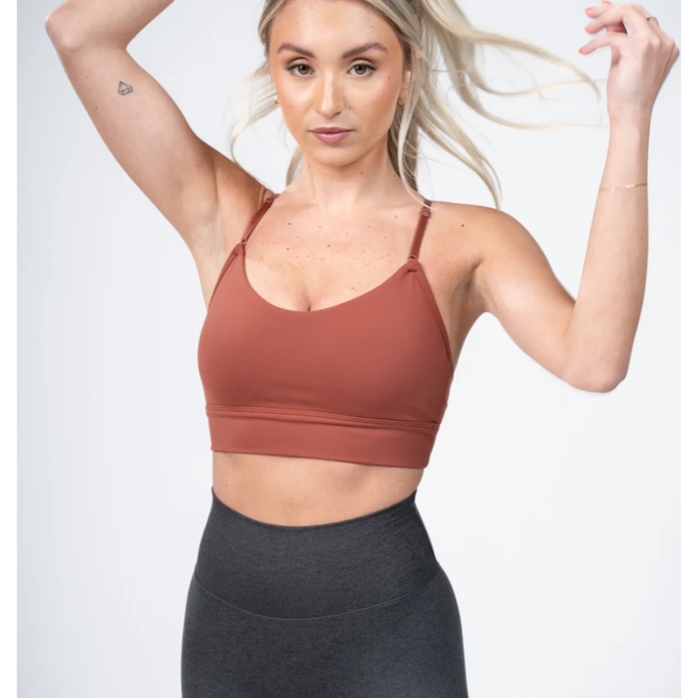 Ptula sweeney sports bra size large - color Sedona